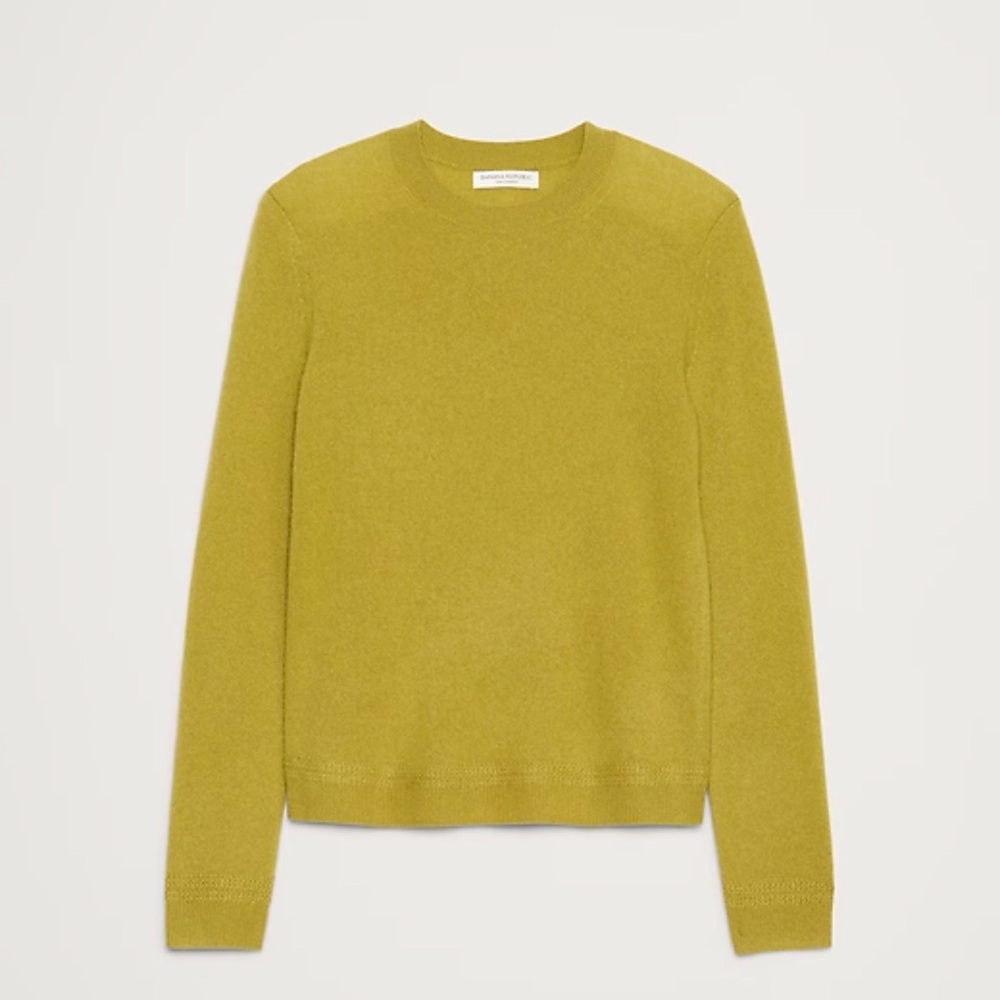 NEW Banana Republic 
Forever Crew Neck Sweater GL
Yellow